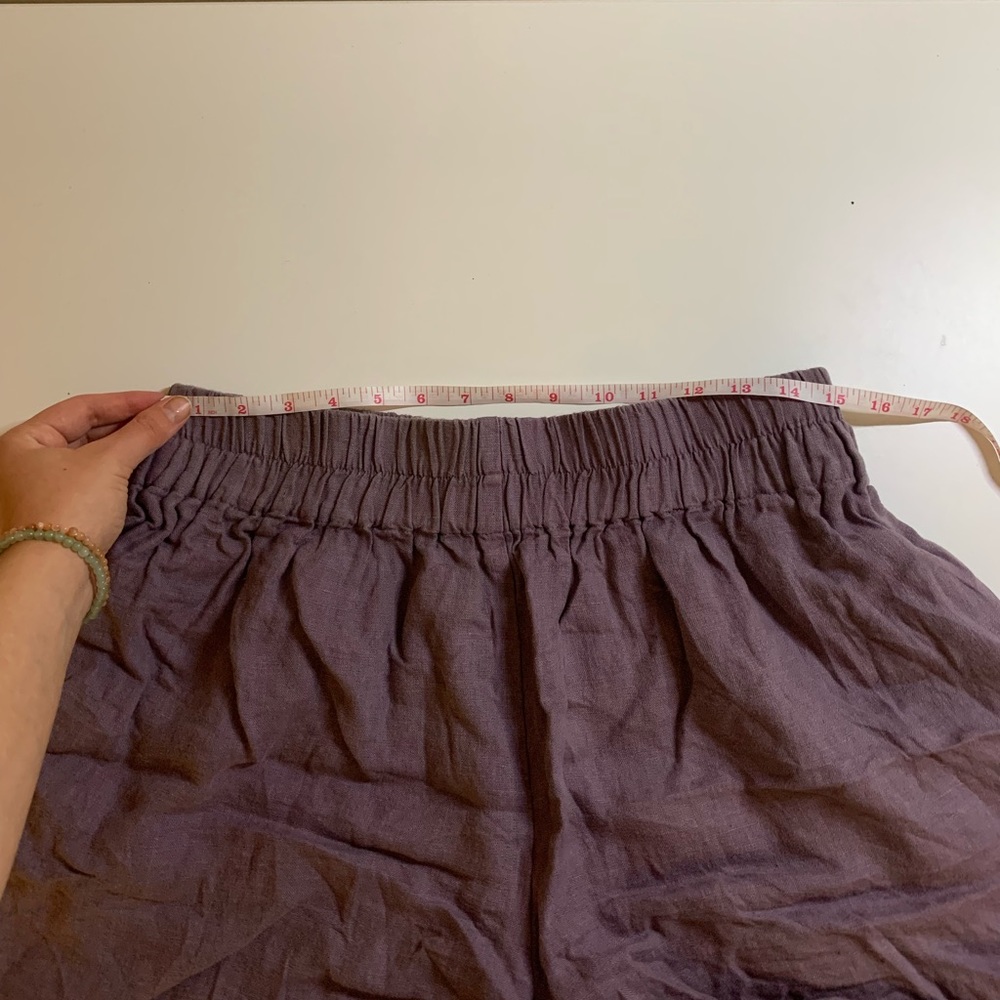 Linen shorts - Picture 2 of 2